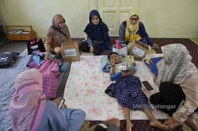 Orang Asli Pulau Carey teruskan tradisi khatan beramai-ramai