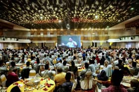 Ketua kampung tradisi di Selangor terima komputer riba, internet percuma