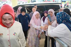 Peranan wanita penting pupuk hubungan kekeluargaan kukuh - Wan Azizah