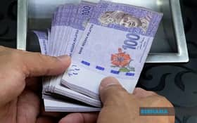 Ringgit edges up to 4.12 as traders stay cautious before FOMC meeting