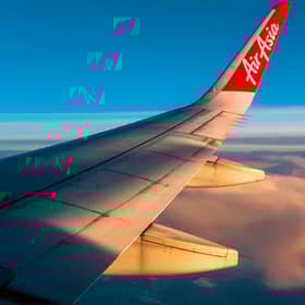 Enjin terbakar, pesawat AirAsia selamat patah balik ke KLIA2