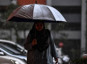 雪州乌雪及鹅唛料雷雨至9pm