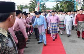 Sultan Selangor buka puasa bersama rakyat, rasmi Masjid Al-Ehsan