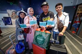 Umat Islam di Indonesia sambut Aidilfitri pada Isnin