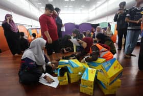 Students forgo Aidilfitri festivities to help Puchong fire victims
