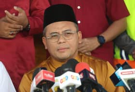 Yide salur bantuan persekolahan buat mangsa kebakaran paip gas