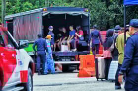 புத்ரா ஹைட்ஸ் வெடிவிபத்து-  150 மாணவர்களுக்கு வெ.500 ரொக்கம், மடிக்கணினி அன்பளிப்பு   