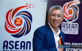 Tengku Zafrul tamat khidmat sebagai Menteri MITI 2 Disember ini