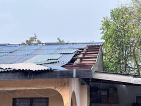 Ribut landa Kampung Melayu Subang, puluhan rumah, kenderaan rosak