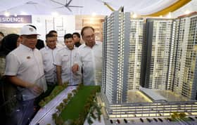 Anwar mahu projek rumah belia, mampu bilik di Mukim Batu siap ikut jadual