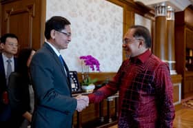 Anwar receives visit from Guangxi governor