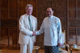 PM receives courtesy call from IISS-Asia executive chairman