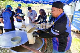 Sukarelawan negeri teruskan kerja bersih laluan Taman Putra Harmoni