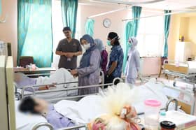 Dr Zaliha visits Putra Heights fire victims at Putrajaya Hospital