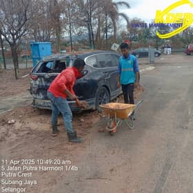 KDEBWM bantu penduduk bersih sisa banjir di 16 lokasi, angkut sampah pukal
