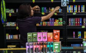 MPSepang: Pemilik premis diberi tempoh 14 hari turun iklan vape
