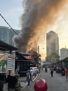 Kedai, rumah hangus dijilat api di Kampung Baru, tiada mangsa cedera