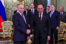 Anwar invites Putin to East Asia Summit