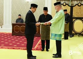 King presents appointment letters to three judges