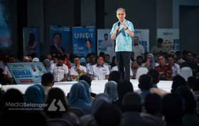 Fahmi ingatkan calon jaga adab, tiada rombakan Kabinet jika kalah pemilihan