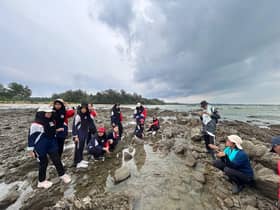 Reef Check didik anak muda jaga laut, tangani krisis plastik