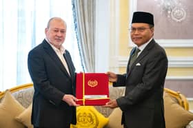 King presents instrument of appointment to new Malaysian ambassador to the US