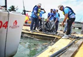 Vehicle seizures, CCTV monitoring to curb illegal dumping in Sg Klang