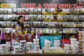 Dulu niaga depan rumah, kini usahawan rempah miliki tiga cawangan kedai