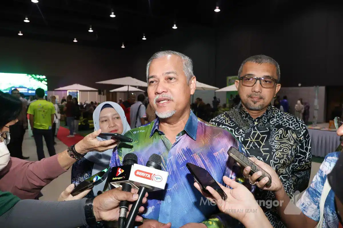 MBDK says won’t hesitate to suspend licences of traders who hire foreigners