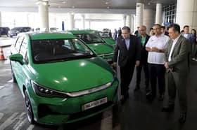 Grab perkenal perkhidmatan e-panggilan EV di KLIA, sokong agenda mobiliti hijau