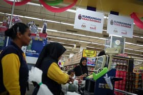 50 cawangan Mydin dibuka hingga 1 pagi, bantu pelanggan tebus SARA RM100