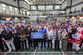 Sungai Buloh MP fetes 311 top SPM students from constituency