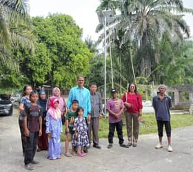 Sg Garing Orang Asli village gets solar lamps