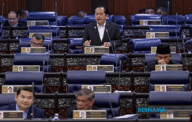 தொடர்ச்சியாக சாலை விபத்துகள் நிகழும் இடங்களில் பொதுப்பணி அமைச்சு கவனம் செலுத்தும்