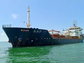 பத்து பஹாட் கடல் பகுதியில் சட்டவிரோதமாக நங்கூரமிட்ட கப்பல் தடுத்து வைப்பு