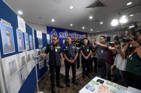 “魔术党”首都诈骗游客外币   警捕5中东嫌犯助查