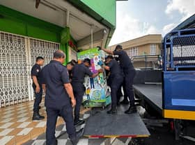 MPSepang sita mesin air layan diri tiada lesen operasi