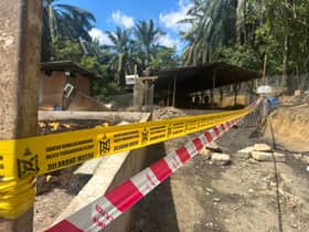 Operasi bersepadu tangani sampah haram di Sungai Tangkas, beberapa notis dikeluarkan