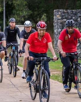 PM, isteri doakan kesejahteraan Dr Mahathir genap 100 tahun hari ini