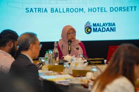 Minister urges Fed agencies to halt improper project extensions