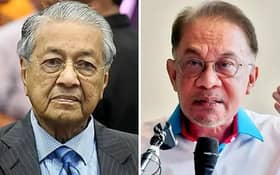 Dulu Anwar suruh Mahathir turun, kini...