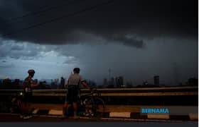 Amaran ribut petir di KL, empat daerah Selangor hingga 7 malam