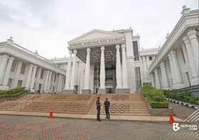 【扎拉验尸庭】  法医：不可能将她放入洗衣机