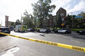 美国明尼阿波利斯发生校园枪击案 致死2名儿童死亡.17人受伤