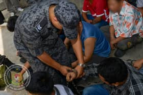 கிள்ளானில் குடிநுழைவுத் துறை அதிரடிச் சோதனை- 43 அந்நிய நாட்டினர்  கைது