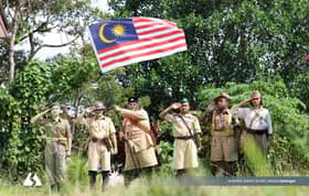 Demi semangat merdeka, kumpulan pemuda 'berperang' dengan kenangan dan warisan