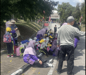 Guru, tiga murid tadika cedera bas langgar pokok di UPM