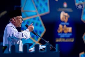 泰柬选在大马举行和平谈判  安华归因政治稳定经济发展