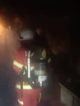 Empat individu terperangkap kebakaran rumah kedai diselamatkan bomba