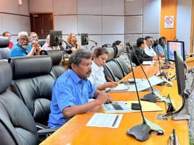 அம்பாங் ஜெயா வட்டார ஆலயத் தலைவர்களுடன் பாப்பாராய்டு சந்திப்பு